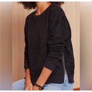 Rails Marlo Black Flocked Cobra Print Pullover Crewneck Preppy Sweater Top XS